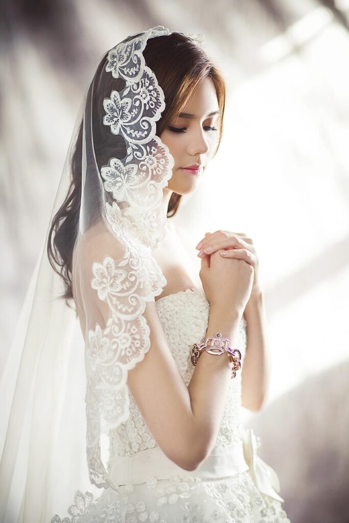 ハイクラスの結婚相談所を比較する際のポイントは？